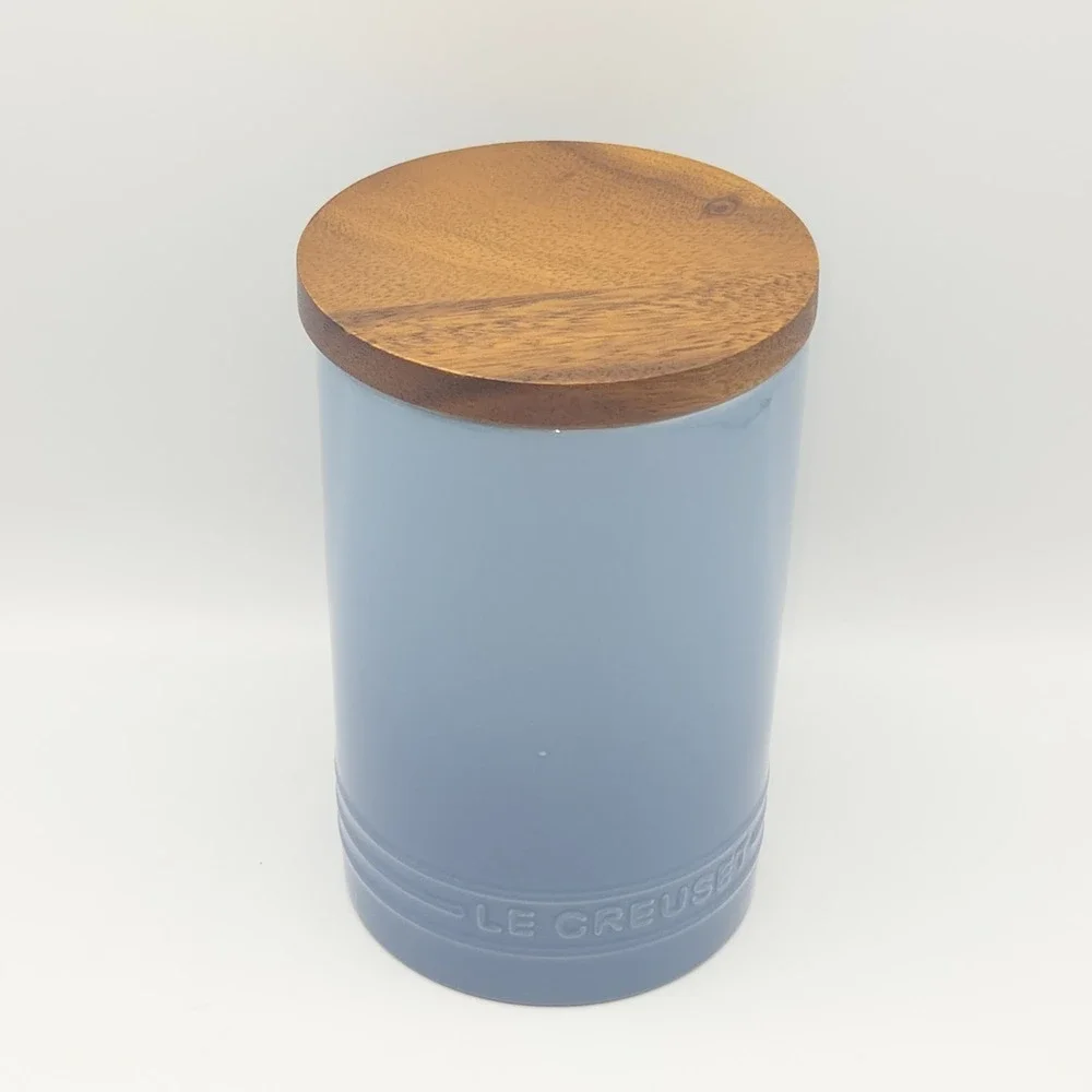 Le Creuset Chambray 26oz Stoneware Canister Wooden Lid Set x2 New Factory Second